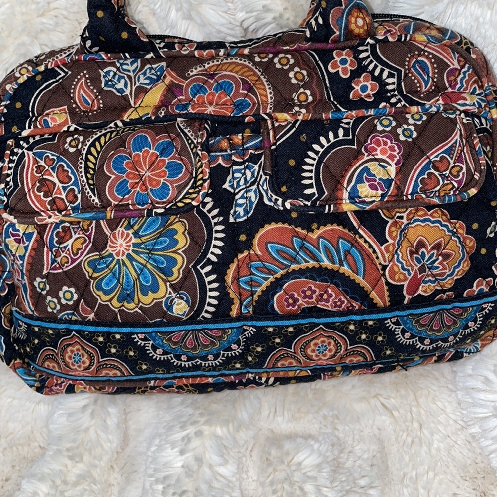 Vera Bradley: Kensington Brown Handbag - Picture 3 of 6